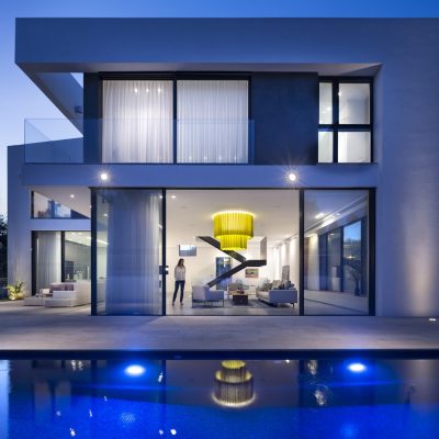 Simple-modern-house-with-an-amazing-floating-stairs-Architecture-Beast-32-min